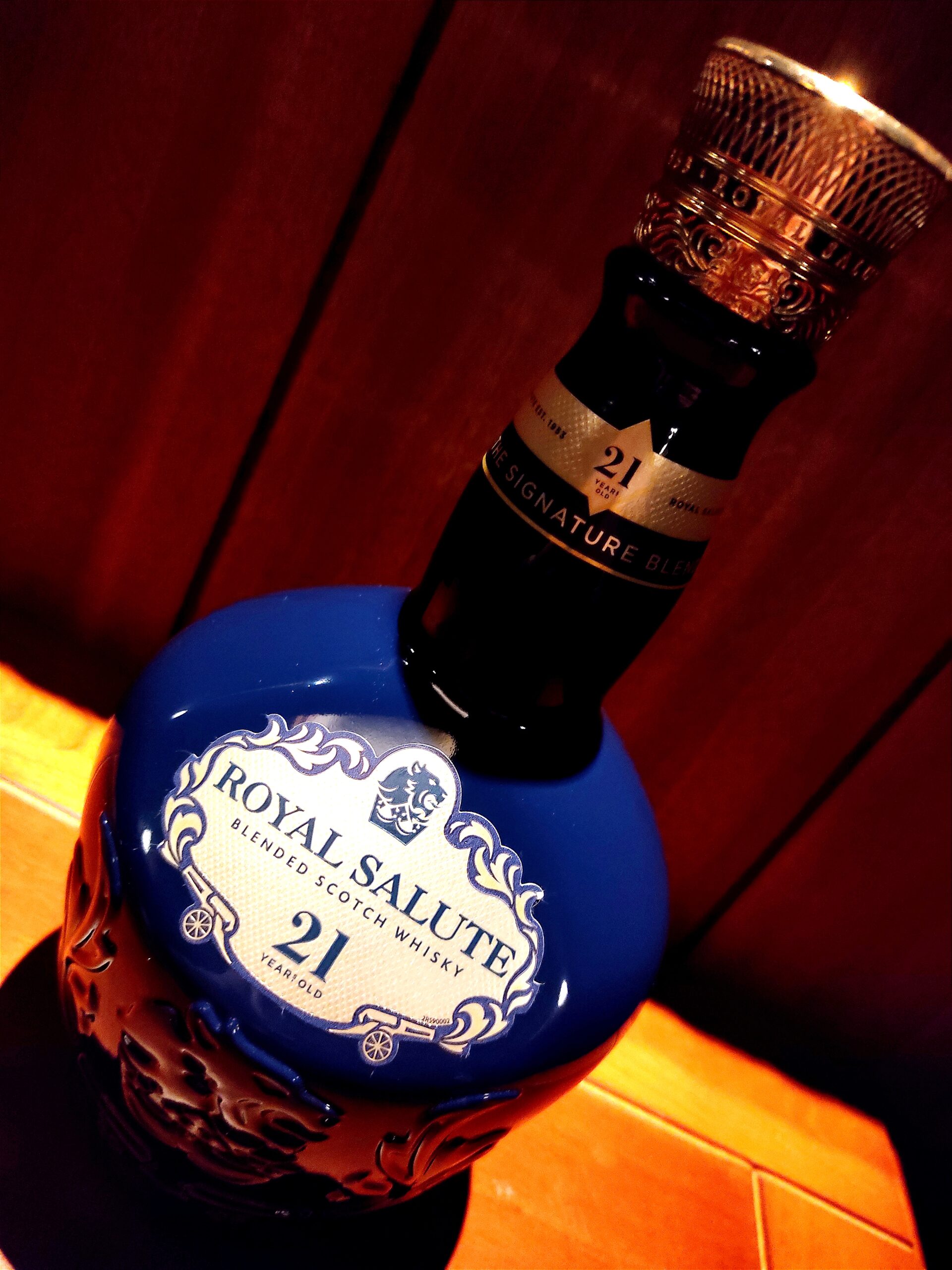 ロイヤルサルート 21年 古酒 ウイスキー 700ml 43％ 未開栓 元箱付 1